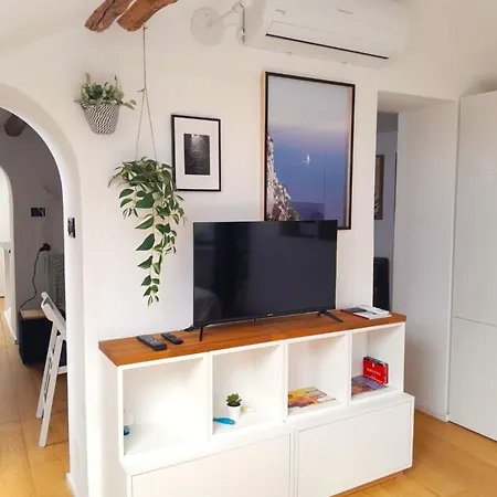 Attico Sul Mare By Smart-home Apartamento