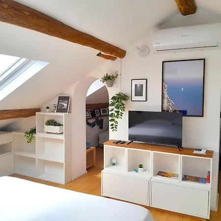 Attico Sul Mare By Smart-home Daire *